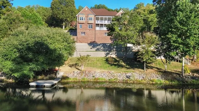 $799,900 | 55 Rocky Circle, White, GA 30184