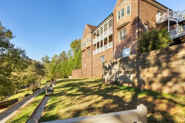 $799,900 | 55 Rocky Circle, White, GA 30184