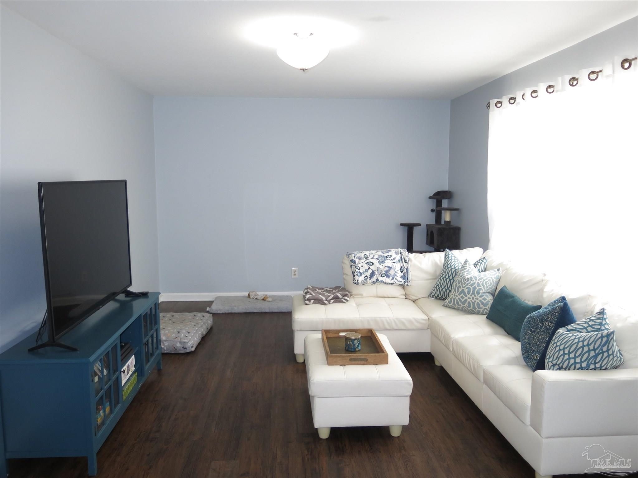 3355 Adrian Road Pensacola, FL 32504 - Photo 5 of 32