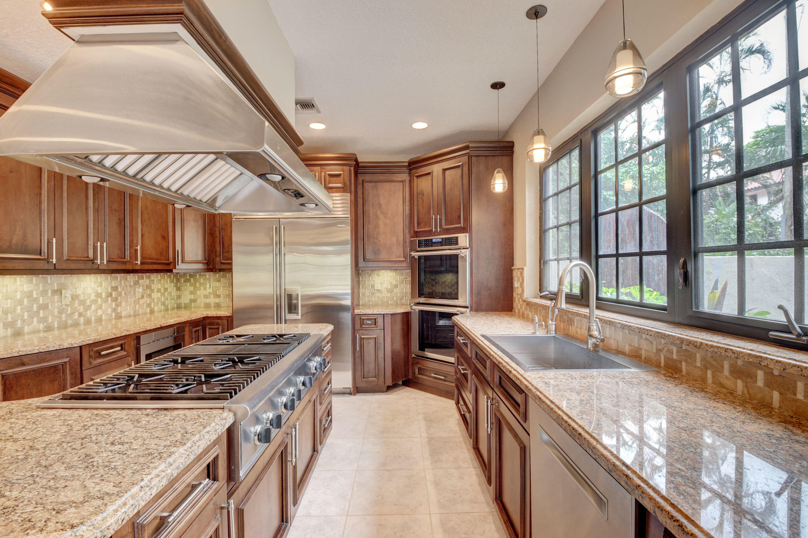 801 Azalea Street Boca Raton, FL 33486 - Photo 9 of 40 DSC_9157_58_59_60_61