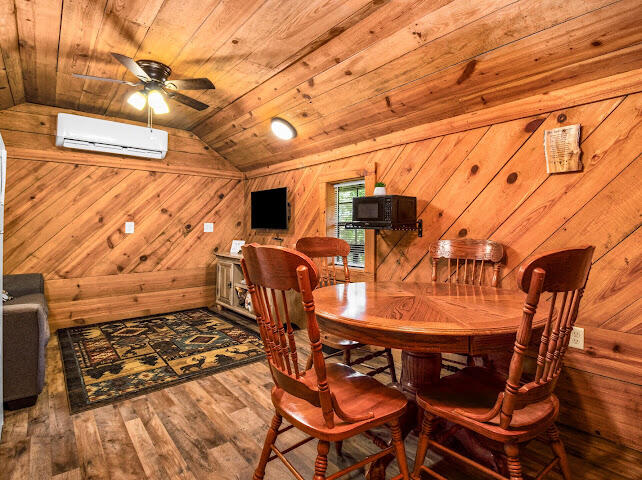 411 Alum Cave Road McKee, KY 40447 - Photo 14 of 37 IMG_3145