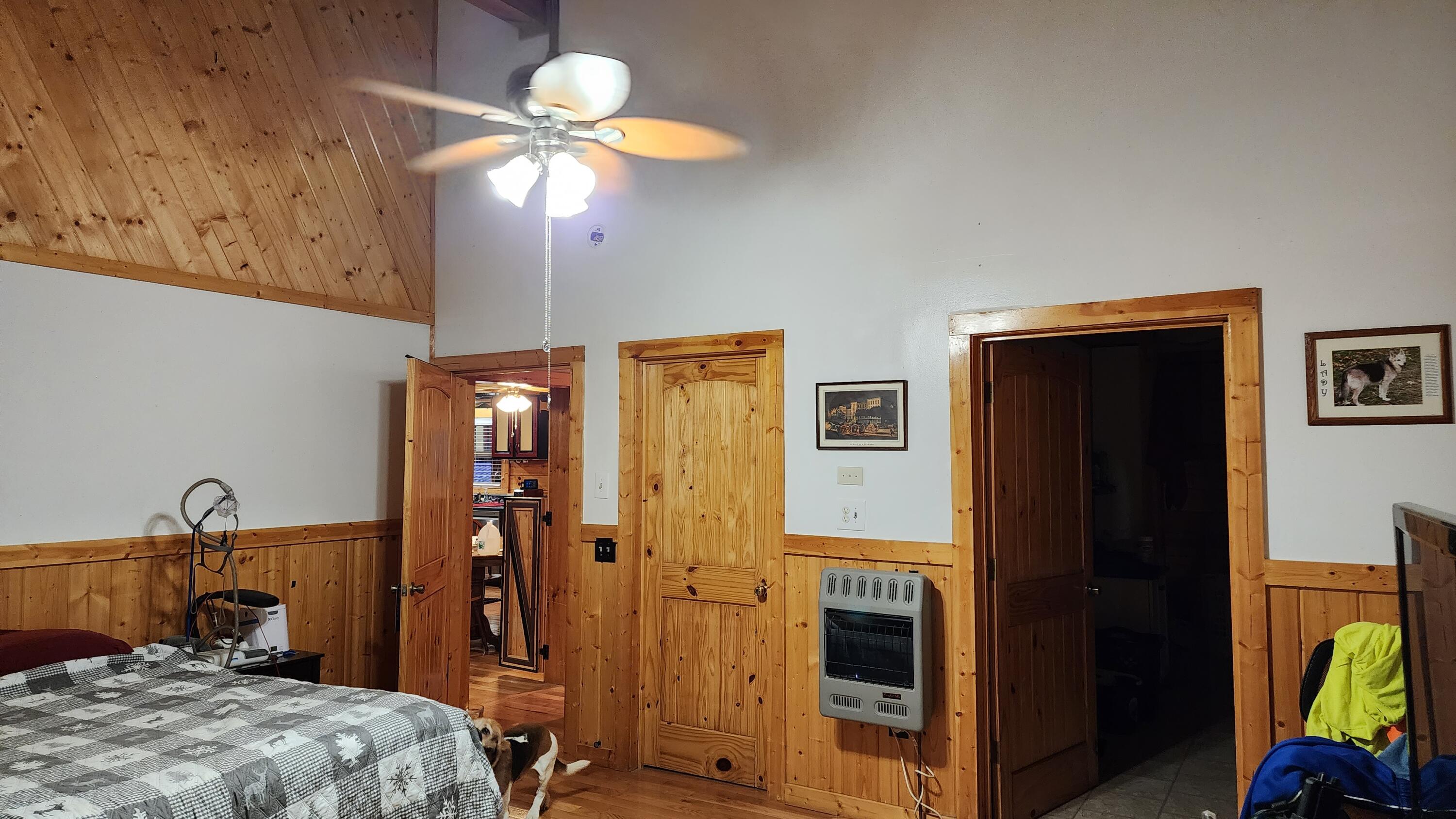 141 Forrest View Lane Mohawk, TN 37810 - Photo 25 of 58 Large walk-in closet