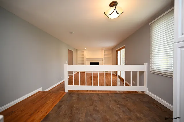 $2,800 | 744 Concord Drive, Crystal Lake, IL 60014