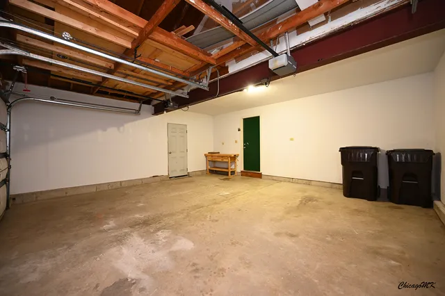 $2,800 | 744 Concord Drive, Crystal Lake, IL 60014