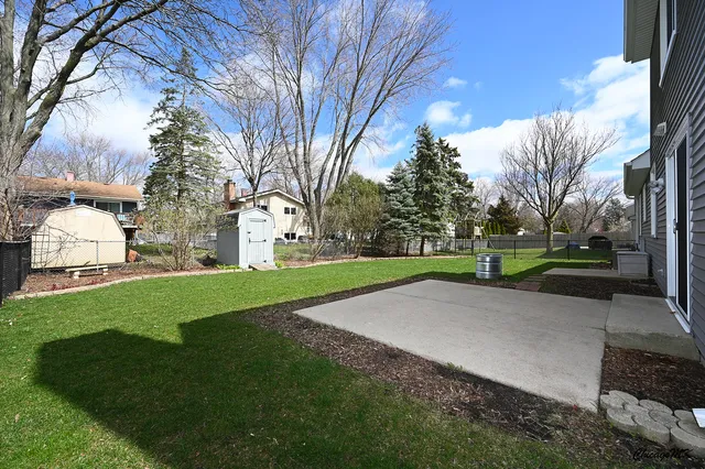 $2,800 | 744 Concord Drive, Crystal Lake, IL 60014