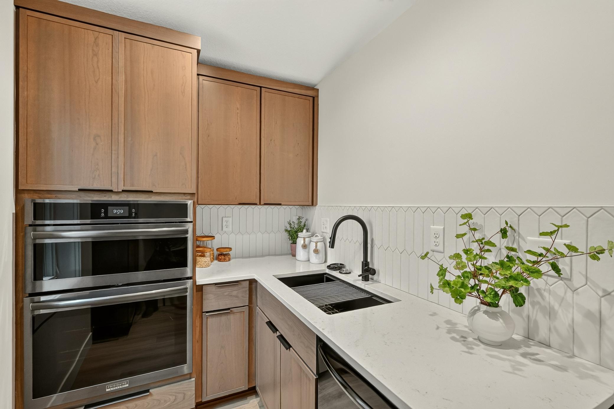 1810 Mayowood Road Southwest Rochester, MN 55902 - Photo 26 of 71 Gallery Image 26