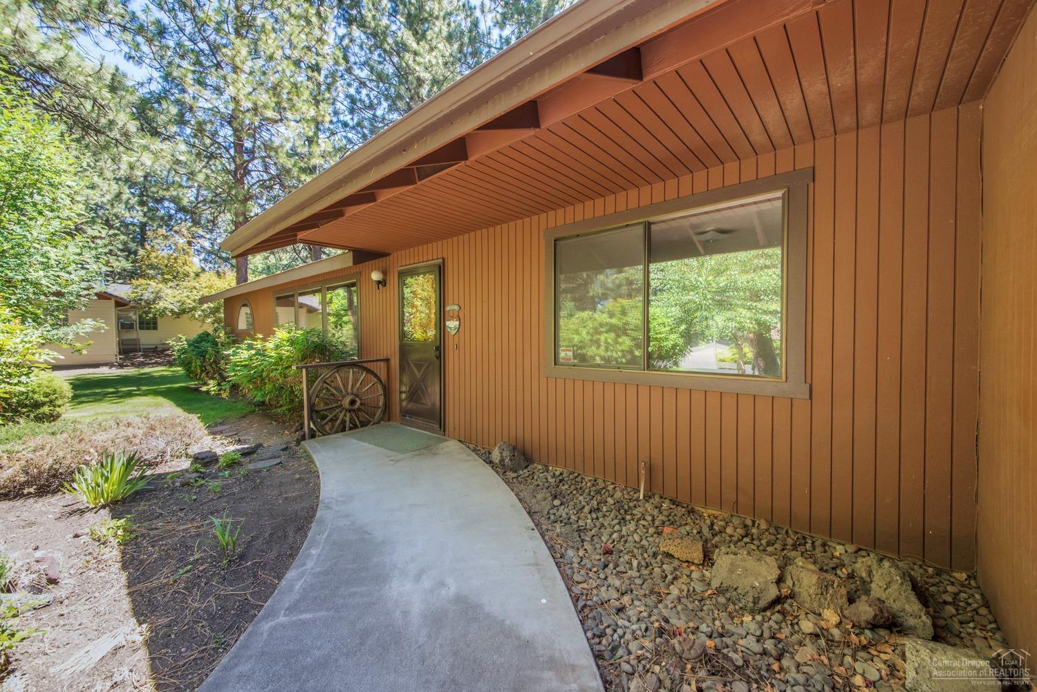 20439 Bullblock Road Bend, OR 97702 - Photo 5 of 25 Additional Photo