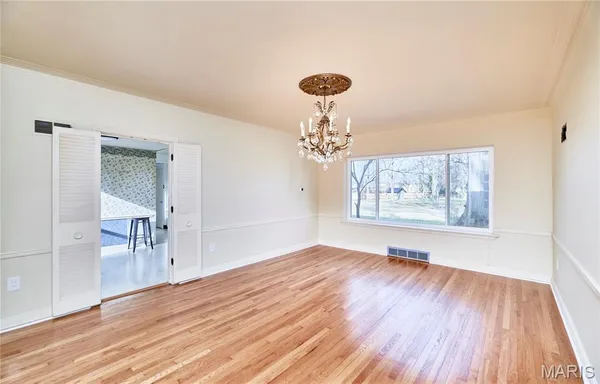 $440,000 | 84-86 Bellerive Acres, St. Louis, MO 63121