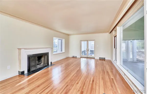 $440,000 | 84-86 Bellerive Acres, St. Louis, MO 63121