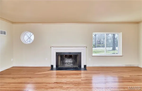 $440,000 | 84-86 Bellerive Acres, St. Louis, MO 63121