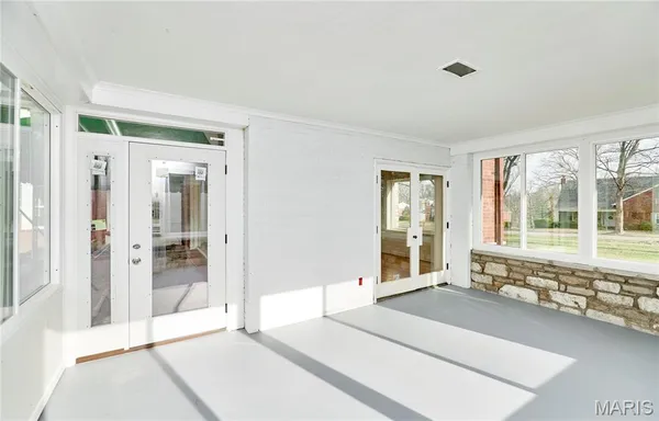 $440,000 | 84-86 Bellerive Acres, St. Louis, MO 63121