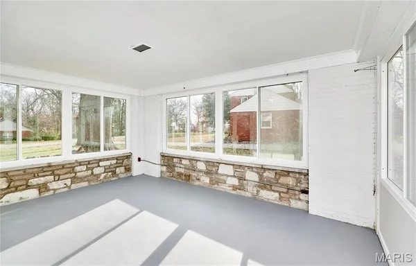$440,000 | 84-86 Bellerive Acres, St. Louis, MO 63121