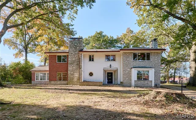 $399,000 | 84 Bellerive Acres, St. Louis, MO 63121