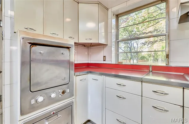 $399,000 | 84 Bellerive Acres, St. Louis, MO 63121