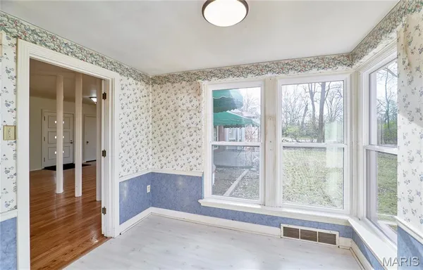 $440,000 | 84-86 Bellerive Acres, St. Louis, MO 63121