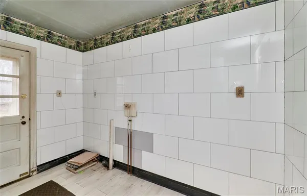 $440,000 | 84-86 Bellerive Acres, St. Louis, MO 63121