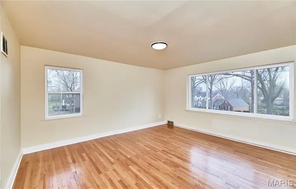 $440,000 | 84-86 Bellerive Acres, St. Louis, MO 63121
