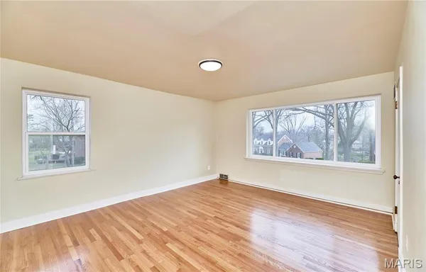 $440,000 | 84-86 Bellerive Acres, St. Louis, MO 63121