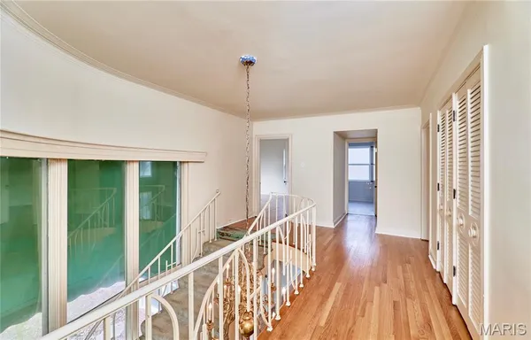 $440,000 | 84-86 Bellerive Acres, St. Louis, MO 63121