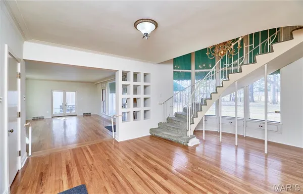 $440,000 | 84-86 Bellerive Acres, St. Louis, MO 63121