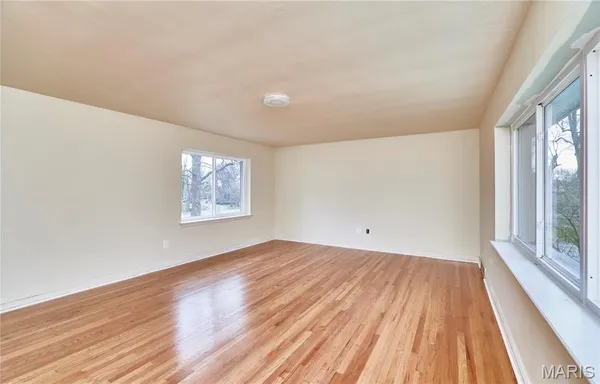 $440,000 | 84-86 Bellerive Acres, St. Louis, MO 63121