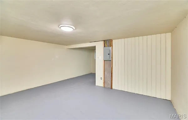 $440,000 | 84-86 Bellerive Acres, St. Louis, MO 63121