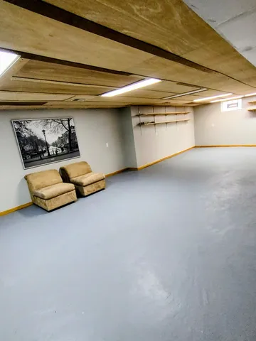 $3,000 | 7249 West 109th Place, Worth, IL 60482