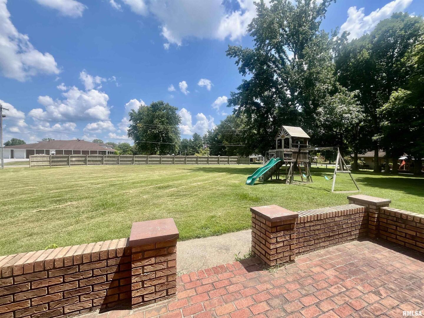 9 Brian Drive Metropolis, IL 62960 - Photo 11 of 71