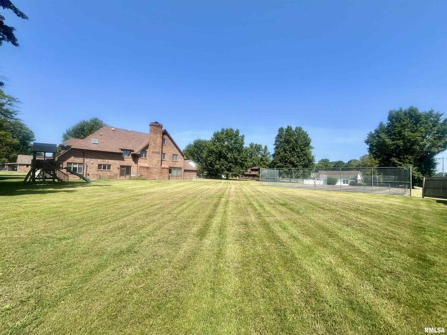 9 Brian Drive Metropolis, IL 62960 - Photo 13 of 71