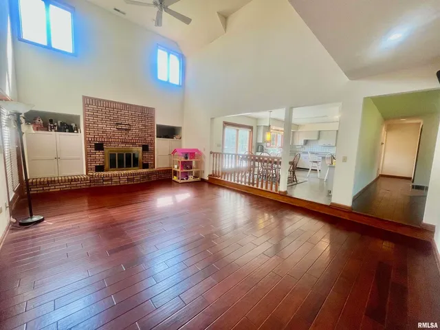 $399,900 | 9 Brian Drive, Metropolis, IL 62960