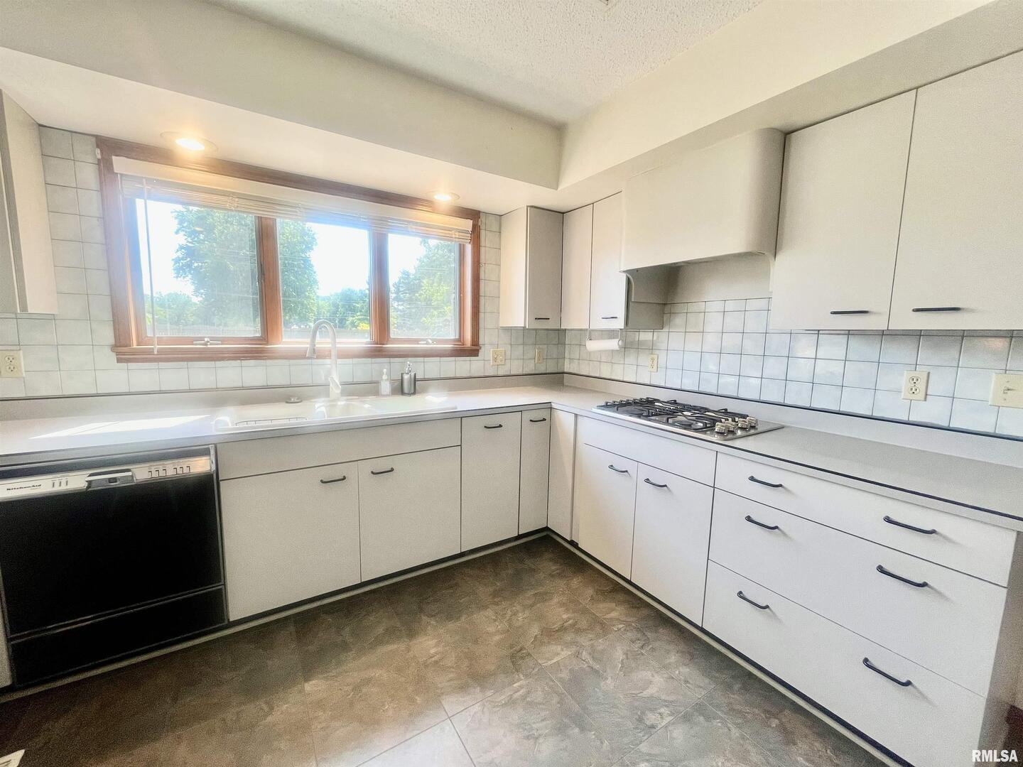 9 Brian Drive Metropolis, IL 62960 - Photo 32 of 71