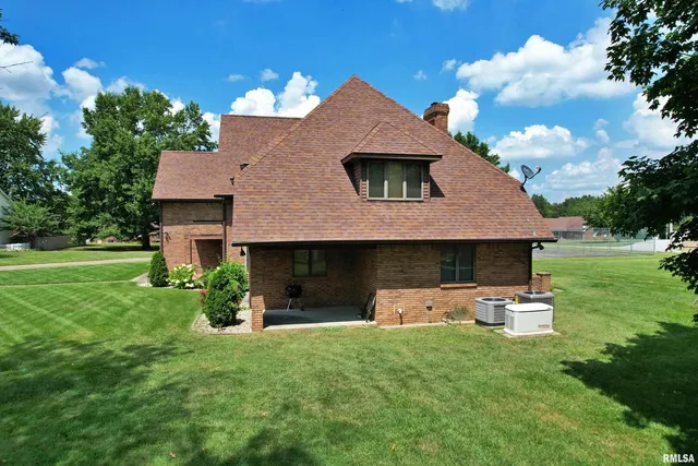 $399,900 | 9 Brian Drive, Metropolis, IL 62960