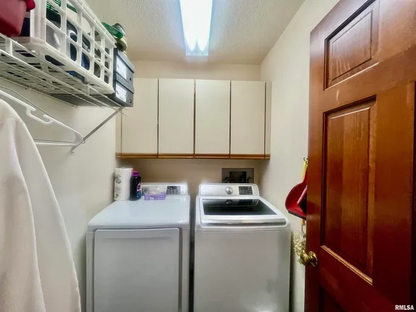 $315,000 | 9 Brian Drive, Metropolis, IL 62960