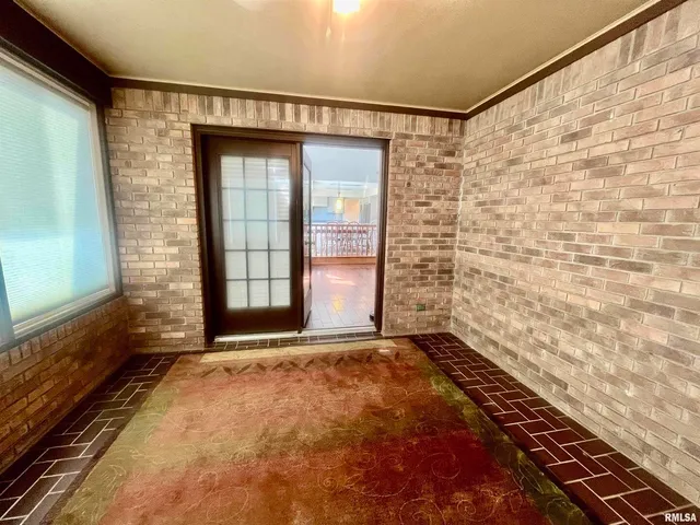 $399,900 | 9 Brian Drive, Metropolis, IL 62960