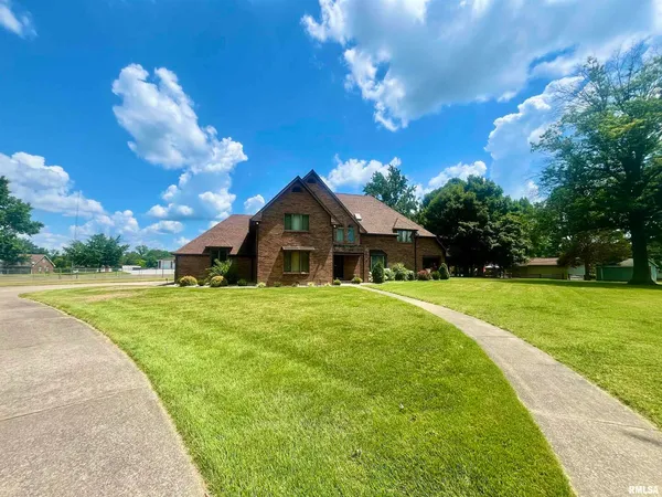 $315,000 | 9 Brian Drive, Metropolis, IL 62960