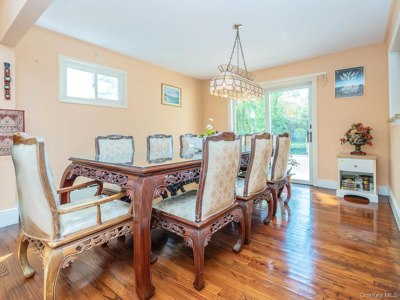 2 Stonytown Road Manhasset, NY 11030 - Photo 14 of 39