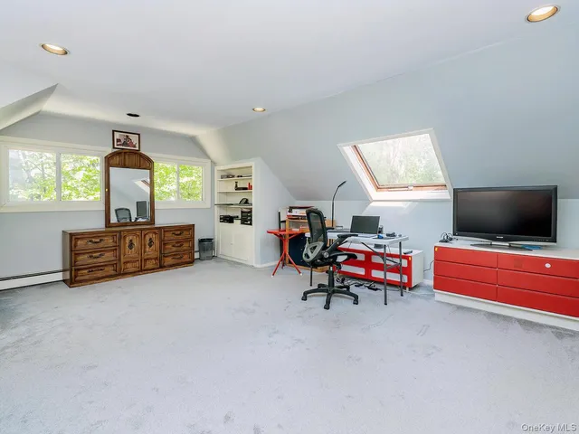 $1,775,000 | 2 Stonytown Road, Manhasset, NY 11030