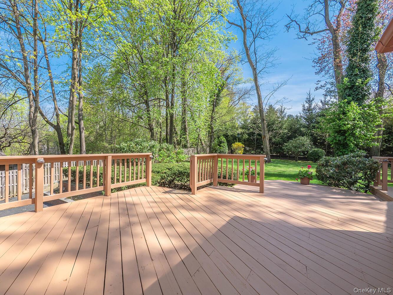 2 Stonytown Road Manhasset, NY 11030 - Photo 26 of 39