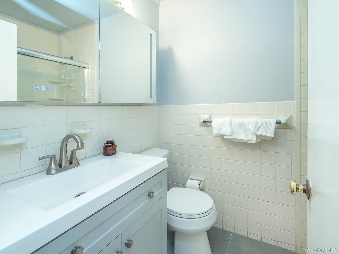 2 Stonytown Road Manhasset, NY 11030 - Photo 28 of 39