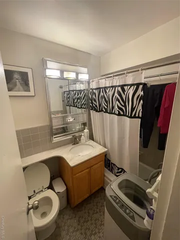 $330,000 | 99-35 59th Avenue, Unit 5E | South Corona