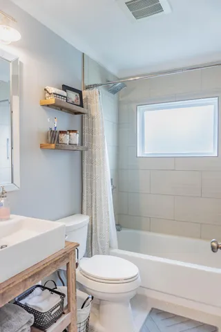 $2,495 | 112514 East Washington Lane, Chaska, MN 55318