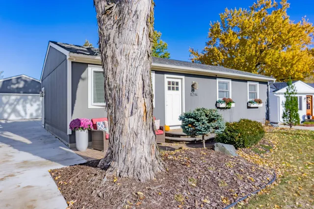 $2,495 | 112514 East Washington Lane, Chaska, MN 55318