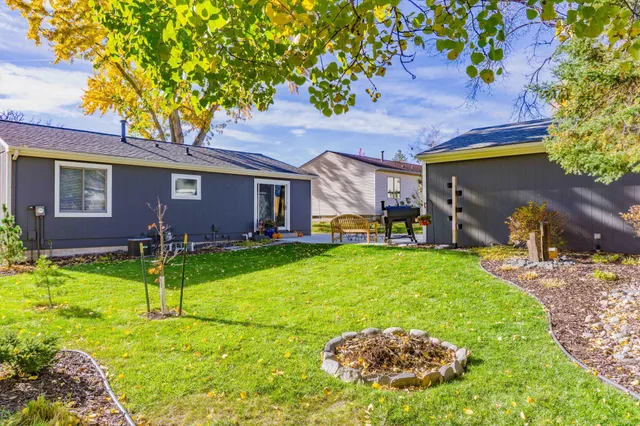 $2,495 | 112514 East Washington Lane, Chaska, MN 55318