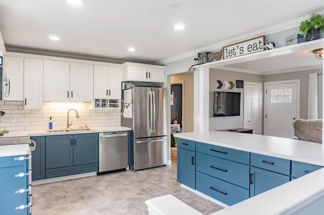 $2,495 | 112514 East Washington Lane, Chaska, MN 55318