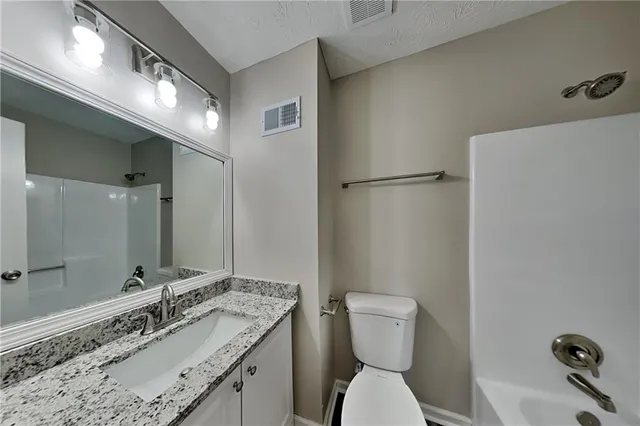 $2,005 | 2567 Country Farm Trace, Powder Springs, GA 30127