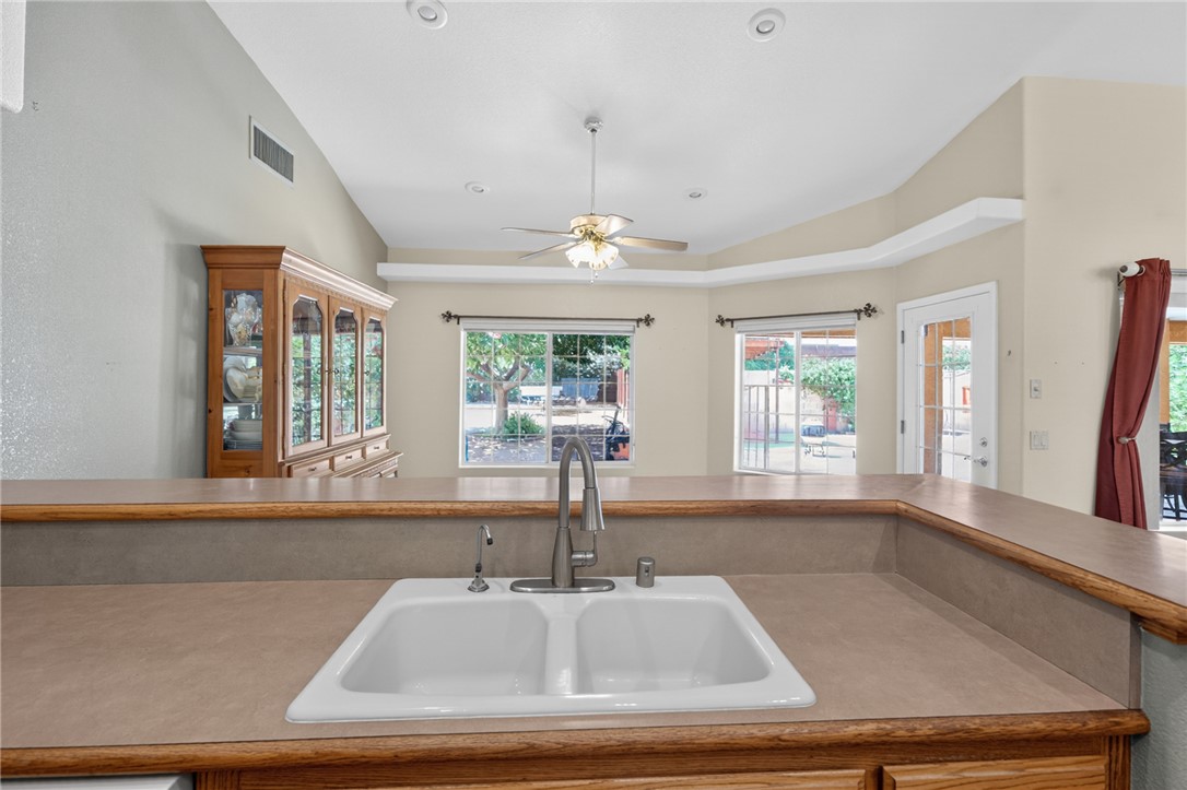 4302 Rising Sun Avenue Kingman, AZ 86401 - Photo 14 of 89