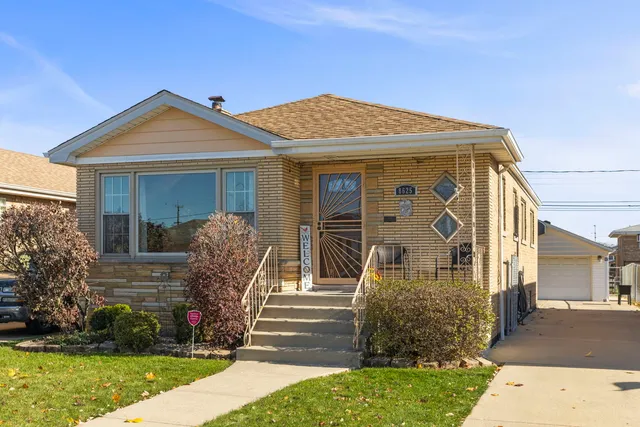 $349,900 | 8625 South Kildare Avenue, Chicago, IL 60652