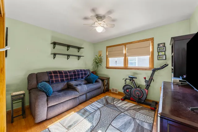 $349,900 | 8625 South Kildare Avenue, Chicago, IL 60652