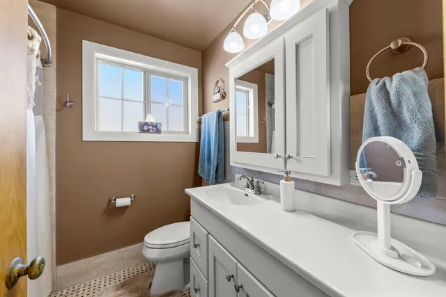 $349,900 | 8625 South Kildare Avenue, Chicago, IL 60652