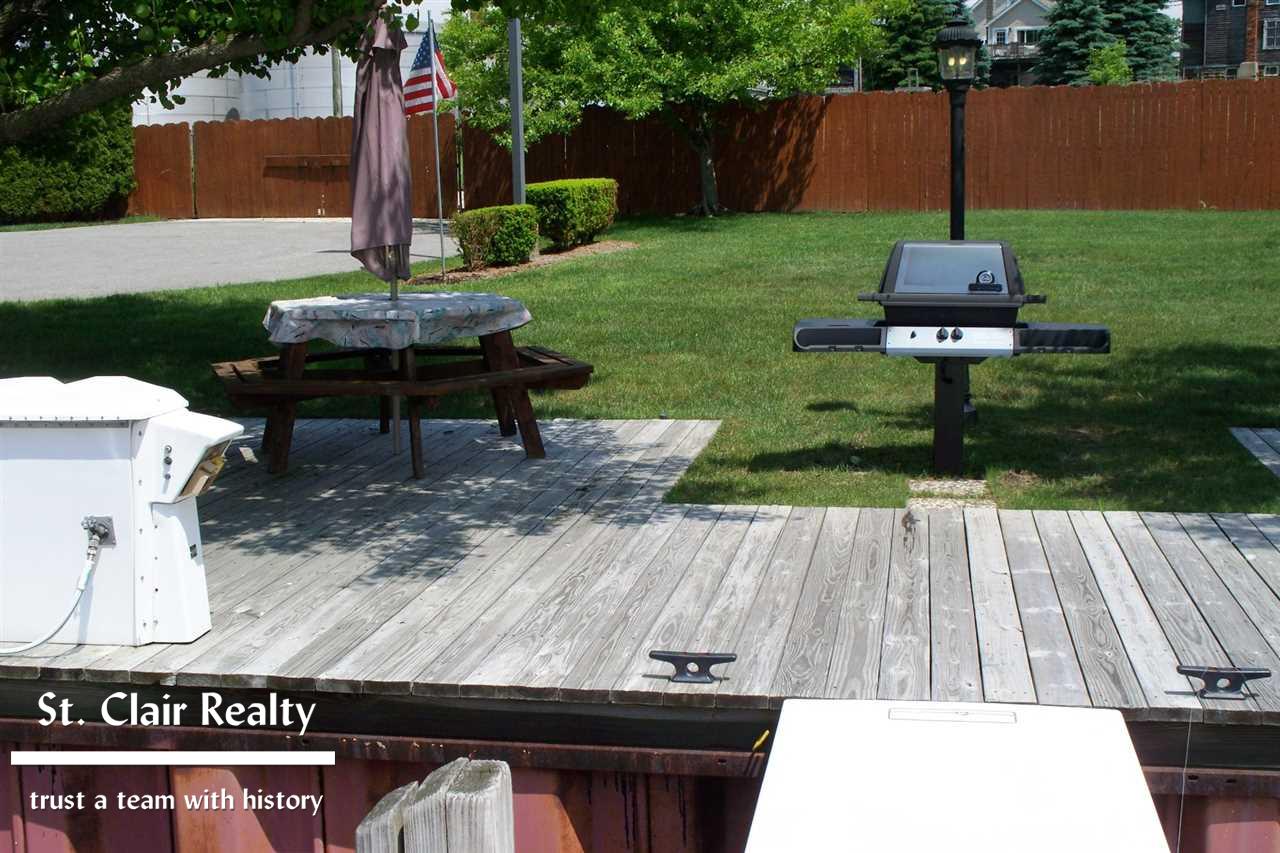 7 Pine River Road St. Clair, MI 48079 - Photo 3 of 5 31247023-2.JPG